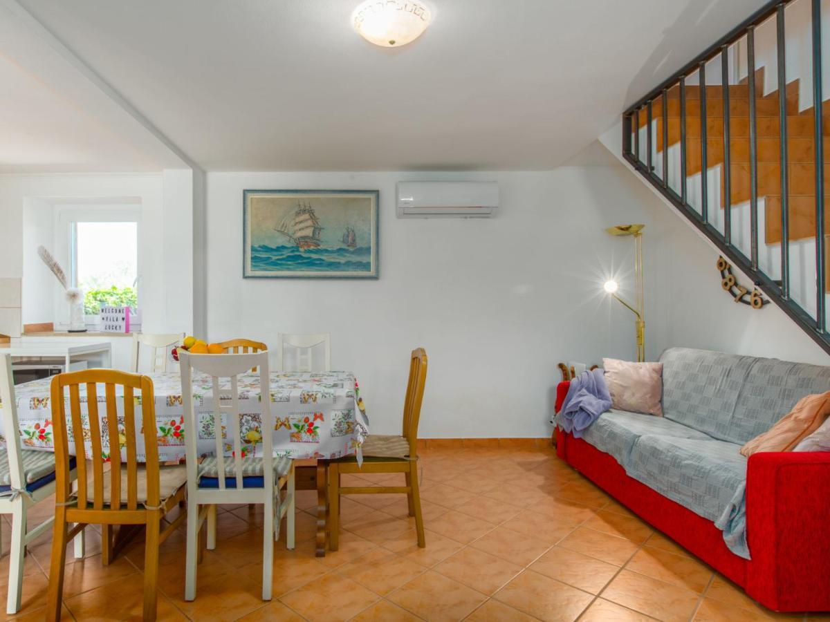 Holiday Home Villa Lucky By Interhome Brtonigla Eksteriør bilde