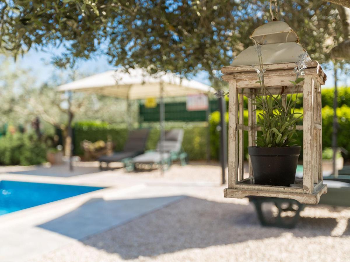 Holiday Home Villa Lucky By Interhome Brtonigla Eksteriør bilde